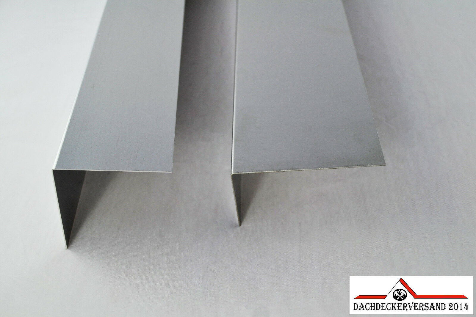 1 m Winkelblech Blechwinkel Abschlussblech Titanzink 0,7 mm stark 1 m Winkelblech Blechwinkel Abschlussblech Titanzink 0,7 mm stark